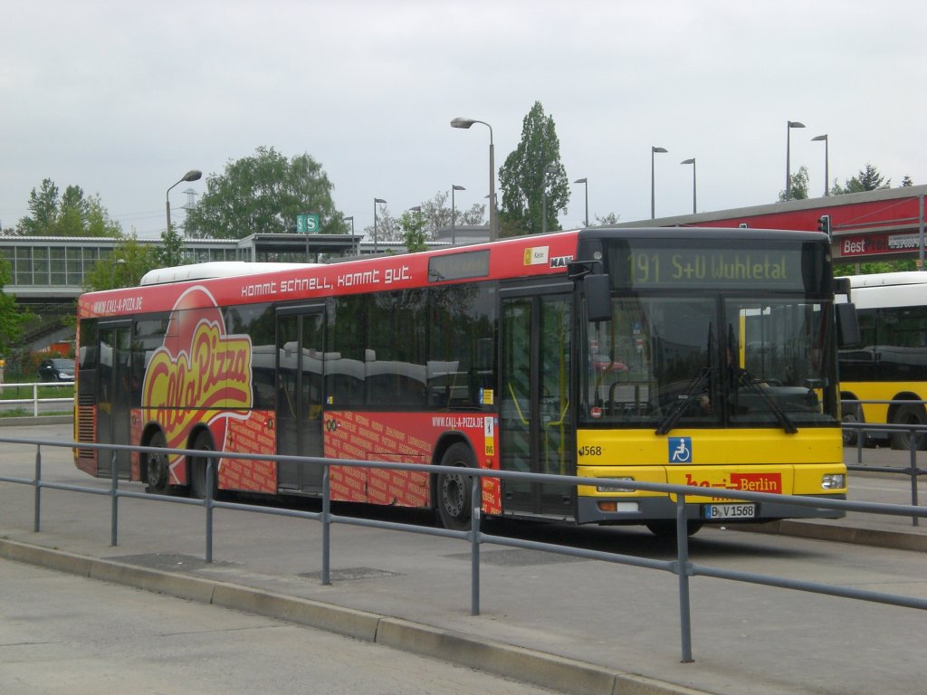 MAN Niederflurbus 2. Generation auf der Linie 191 nach S+U Bahnhof Wuhletal am S-Bahnhof Marzahn.
