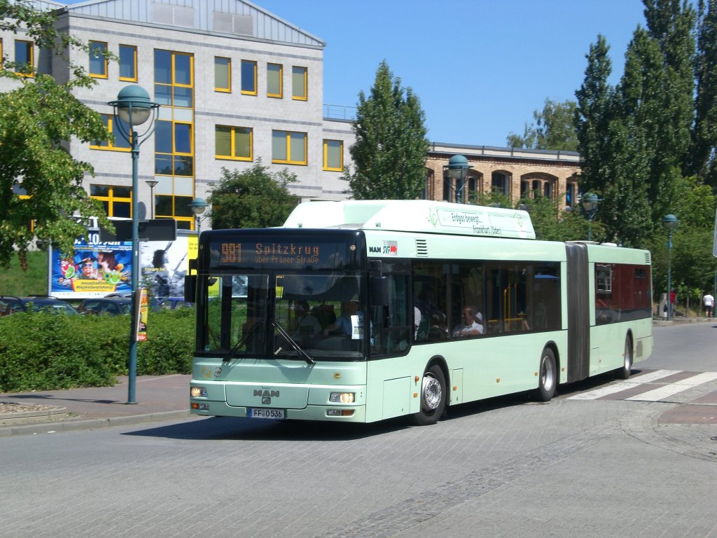 MAN Niederflurbus 2. Generation auf der Linie 981 nach Spitzkrug am Bahnhof.