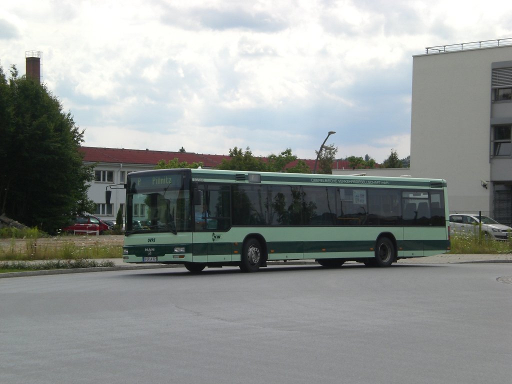 MAN Niederflurbus 2. Generation auf der Linie P nach Pillnitz am Bahnhof Pirna.(26.7.2011)
