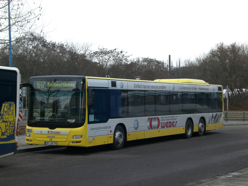 MAN Niederflurbus 3. Generation (Lions City /T) auf der Linie 617 nach Rottmersleben am ZOB/Hauptbahnhof.