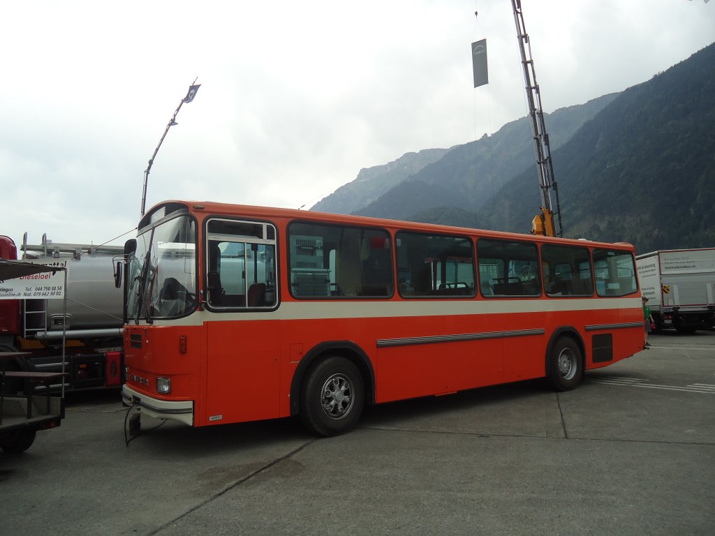 Mangold, Unterengstringen - ZH 368'719 - Saurer/Hess am 30. Juni 2012 auf dem Flugplatz Interlaken