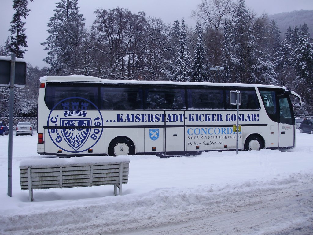 mannschaftsbus des G.S.C 08 golar
vom busunternemen bockelmann aus goslar
aufgenommen am 02.01.10