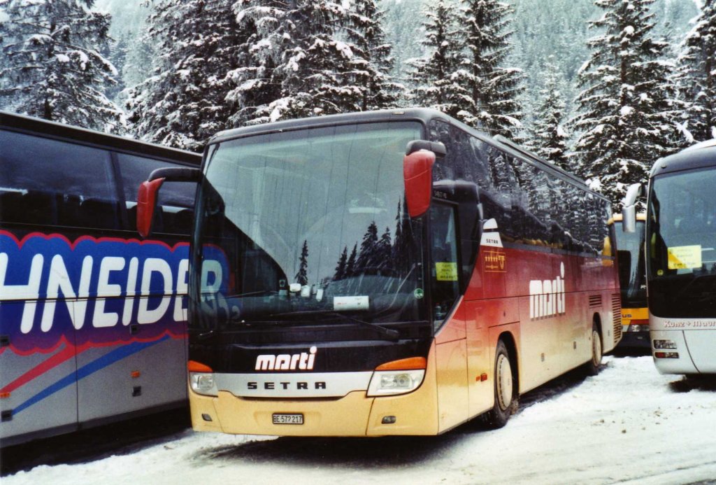 Marti, Kallnach Nr. 17/BE 572'217 Setra am 9. Januar 2010 Adelboden, Unter dem Birg (Einsatz am Ski-Weltcup von Adelboden)