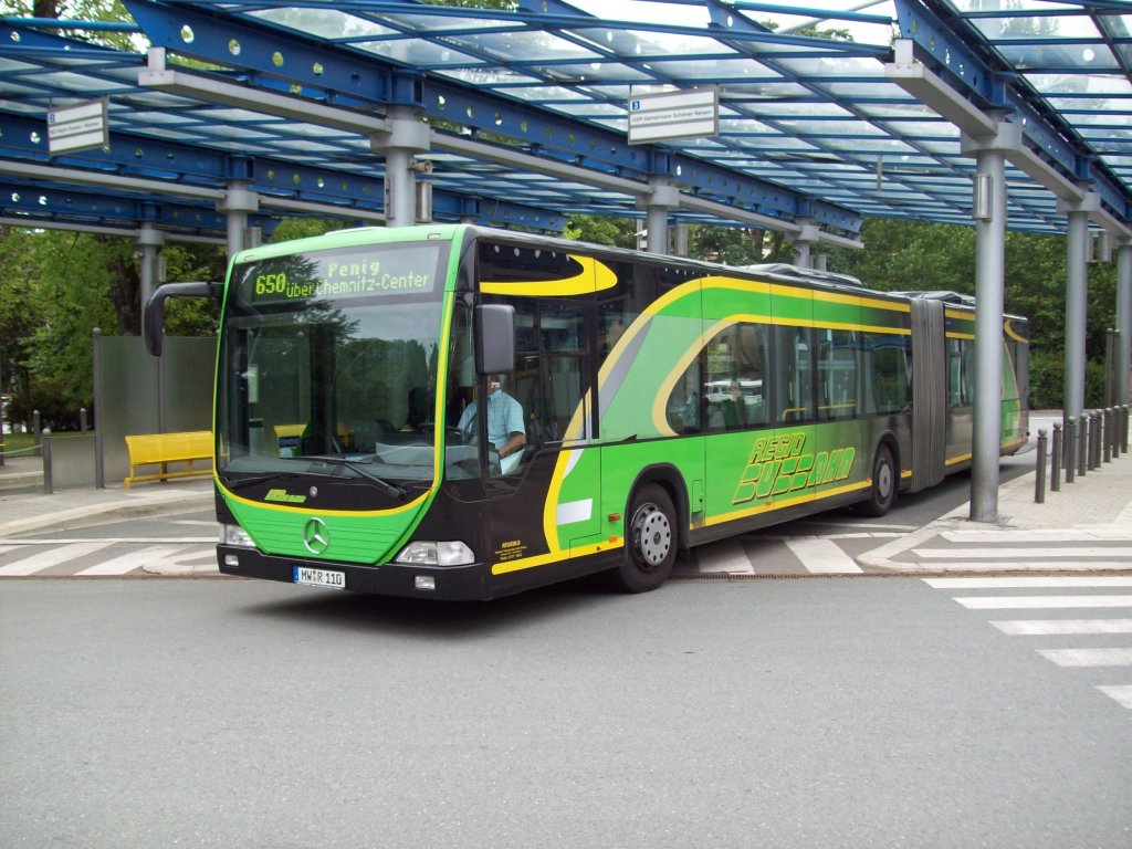 MB 530 - Busbahn der Regiobus Mittweida im Busbahnhof Chemnitz 24.07.10