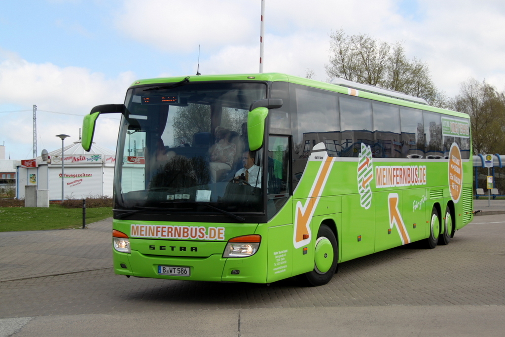 MEINFERNBUS von Warnemnde Strand(Jugendherberge)nach Berlin ZOB bei der Ausfahrt beim ZOB Rostock Hauptbahnhof/Sd.28.04.2013 