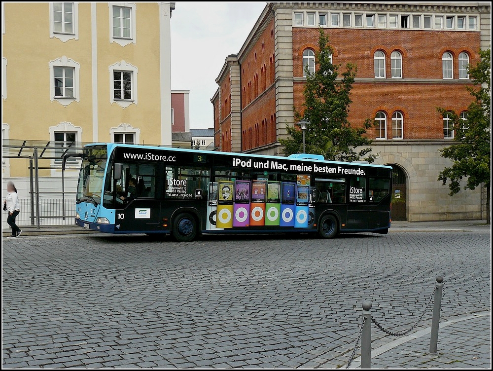 Mercedes Benz Citaro dreht am 17.09.2010 seine Runden durch die Strassen von Passau.