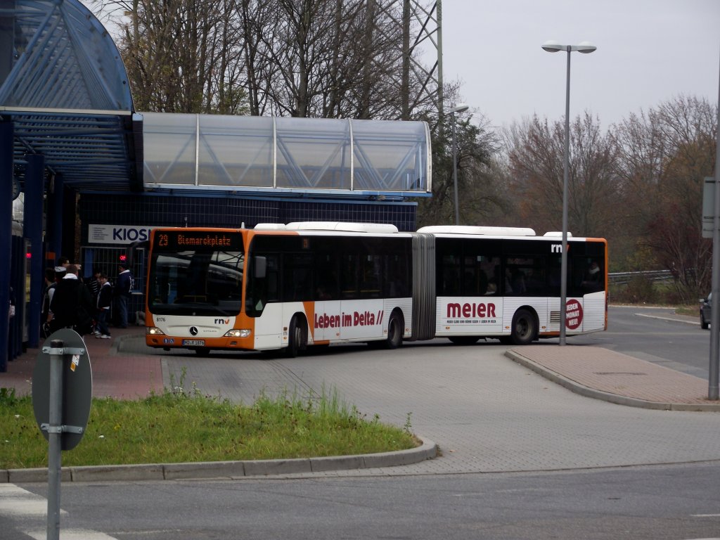 Mercedes Benz Citaro G (C1Facelift) am 18.11.11 in Rohrbach Sd auf der Linie 29 