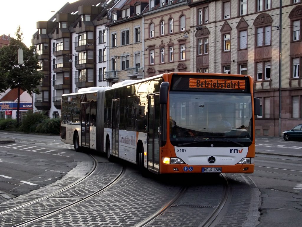 Mercedes Benz Citaro G in Heidelberg auf den Weg in den Feierabend am 15.07.11