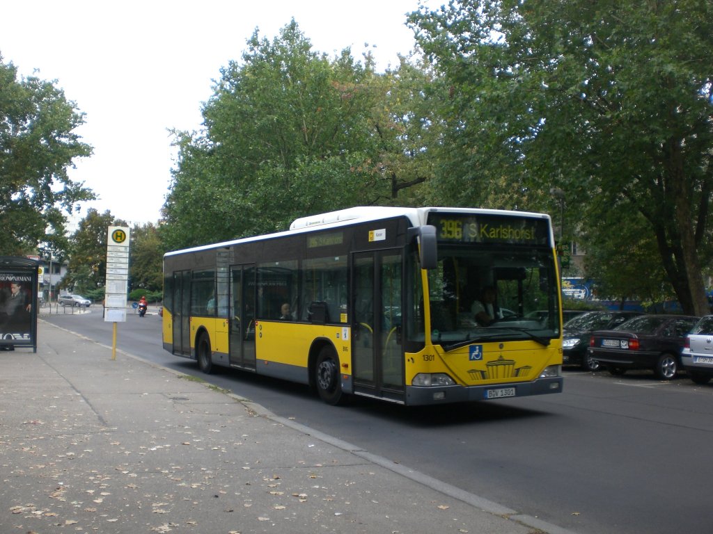 Mercedes-Benz O 530 I (Citaro) auf der Linie 396 nach S-Bahnhof Karlshorst am U-Bahnhof Friedrichsfelde.