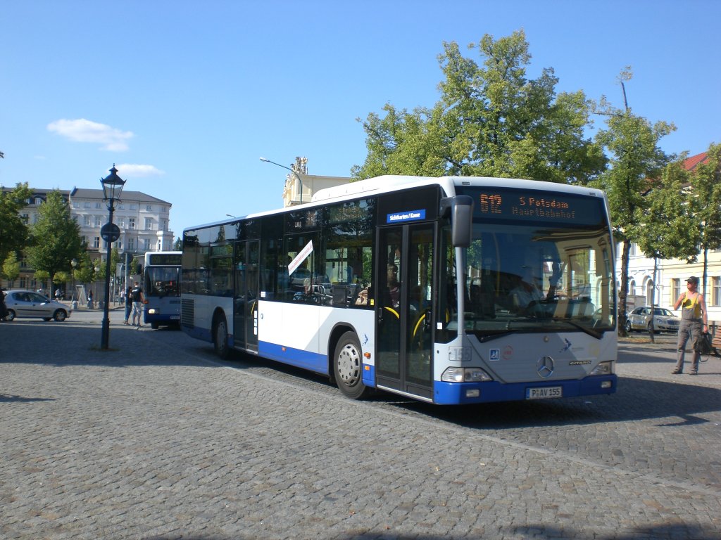 Mercedes-Benz O 530 I (Citaro) auf der Linie 612 nach Hauptbahnhof an der Haltestelle Luisenplatz-Sd/Park Sanssouci.