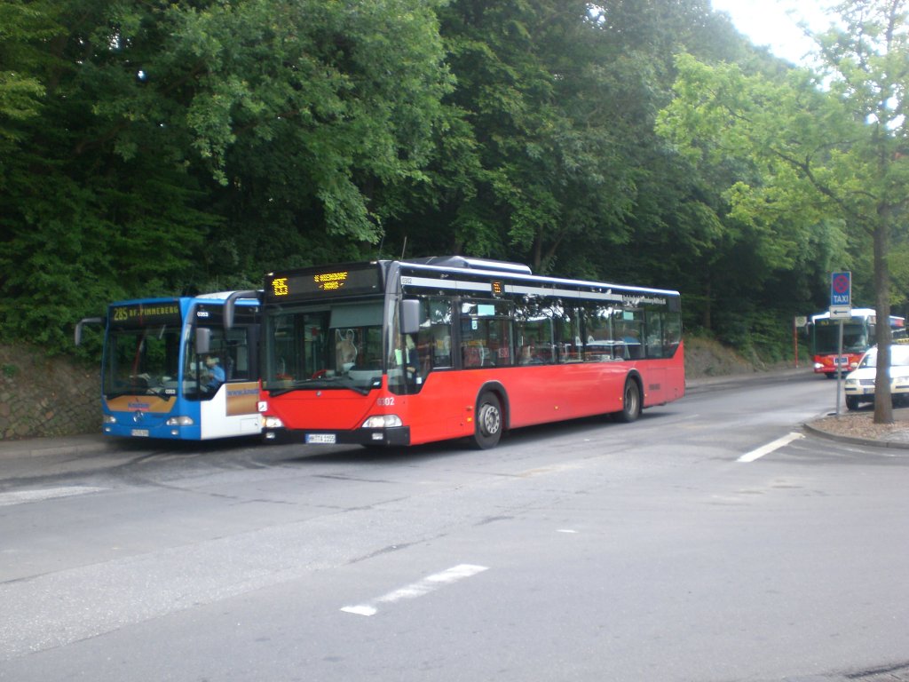 Mercedes-Benz O 530 I (Citaro) auf der Linie 195 nach U-Bahnhof Niendorf Nord am S-Bahnhof Pinneberg.