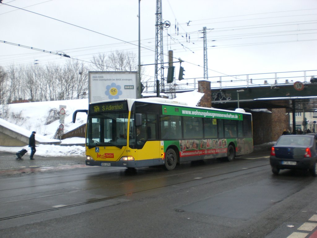 Mercedes-Benz O 530 I (Citaro) auf der Linie 164 nach S-Bahnhof Adlershof am S-Bahnhof Kpenick.