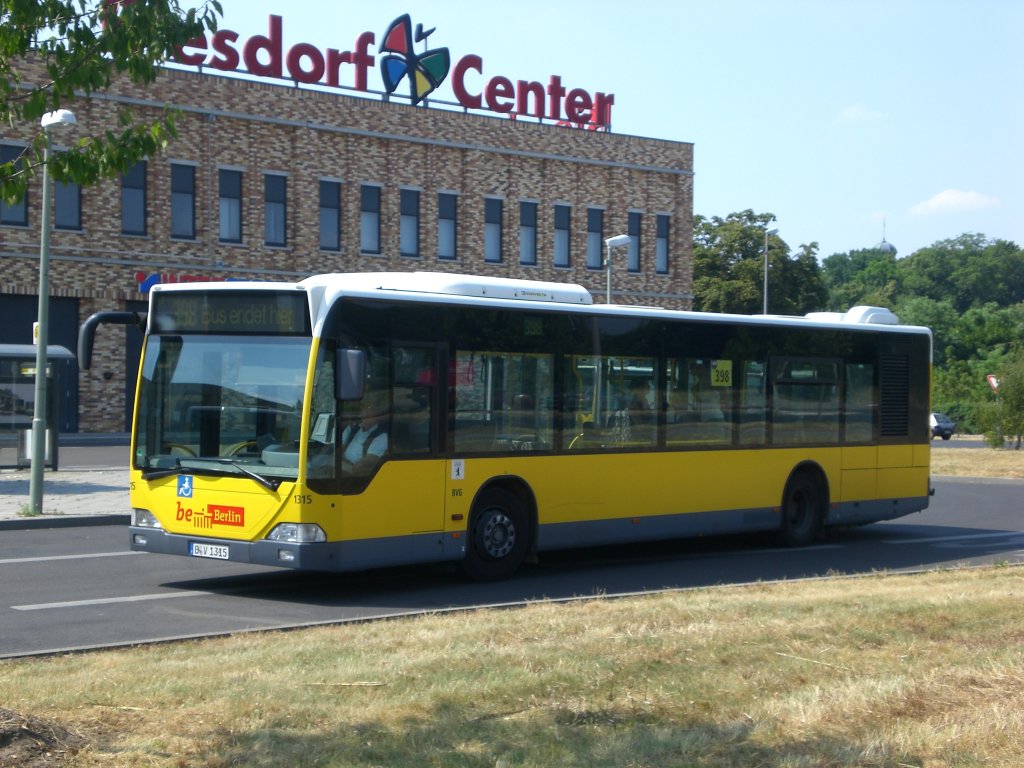 Mercedes-Benz O 530 I (Citaro) auf der Linie 398 nach S-Bahnhof Mahlsdorf am U-Bahnhof Elsterwerdaer Platz.