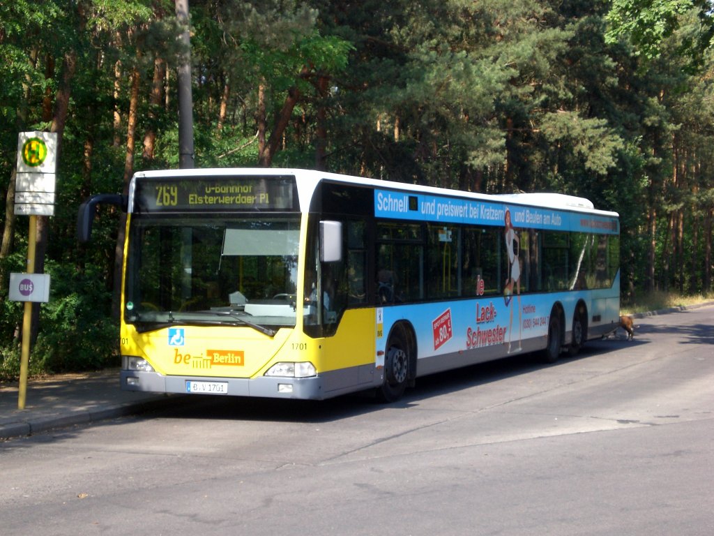 Mercedes-Benz O 530 I (Citaro) auf der Linie 269 nach U-Bahnhof Elsterwerdaer Platz an der Haltestelle Kpenick Mggelschlchenweg.