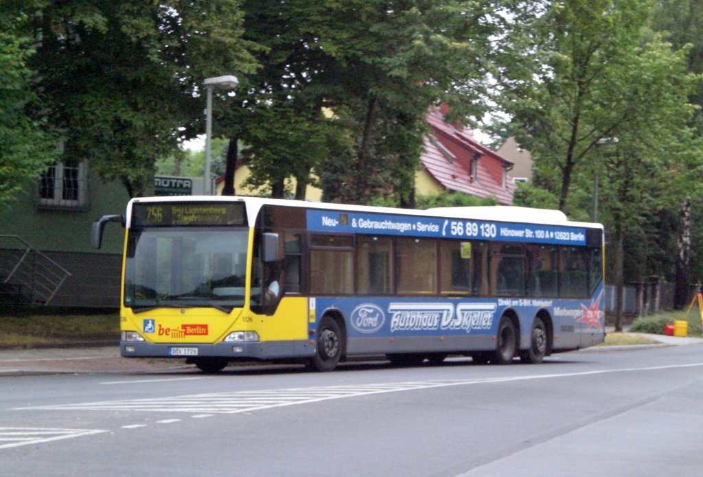 Mercedes-Benz O 530 I (Citaro) auf der Linie 256 nach S+U Bahnhof Lichtenberg an der Haltestelle Hohenschnhausen Gehrenseestrae.