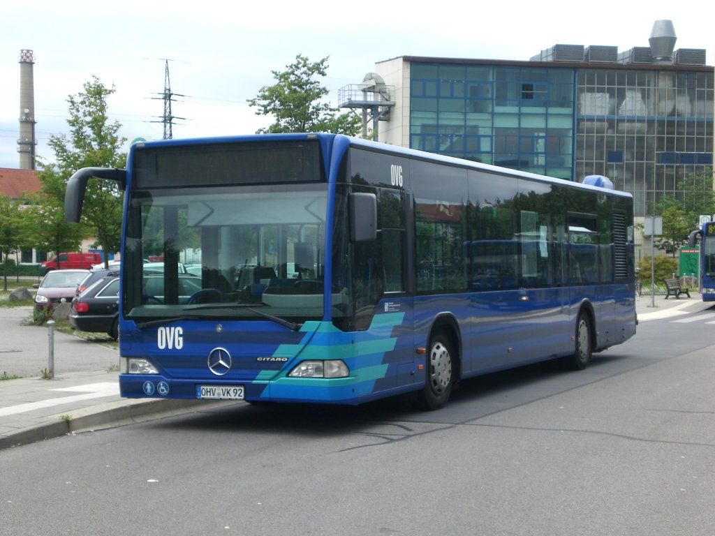 Mercedes-Benz O 530 I (Citaro) auf der Linie 809 nach S-Bahnhof Hermsdorf am S-Bahnhof Hennigsdorf.(15.7.2011)