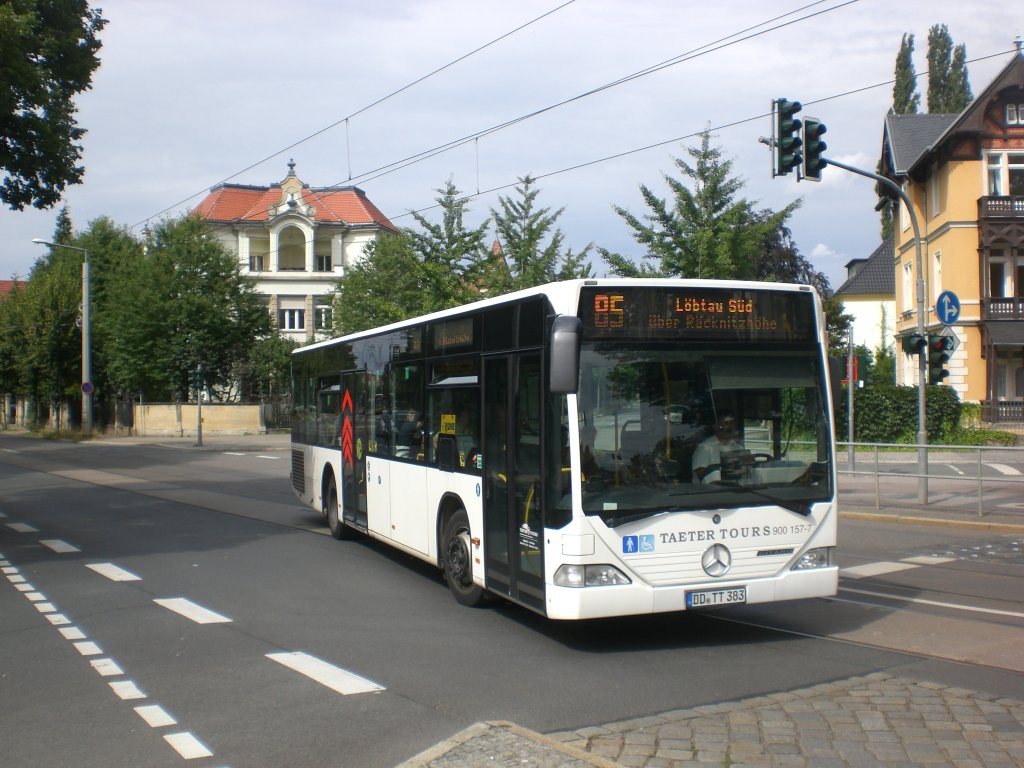Mercedes-Benz O 530 I (Citaro) auf der Linie 85 nach Lbtau Sd Mohorner Strae an der Haltestelle Strehlen Wasaplatz.(28.7.2011)