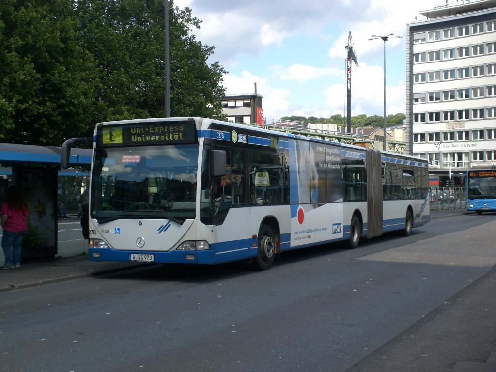 Mercedes-Benz O 530 I (Citaro) auf der Linie E nach Wuppertal-Universitt am Hauptbahnhof Wuppertal.(12.7.2012) 