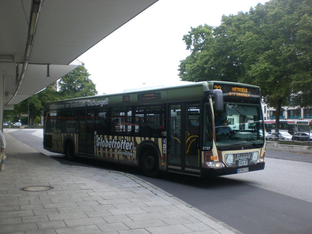 Mercedes-Benz O 530 II (Citaro Facelift) auf der Linie 23 nach S+U Bahnhof Barmbek am U-Bahnhof Wandsbek Markt.