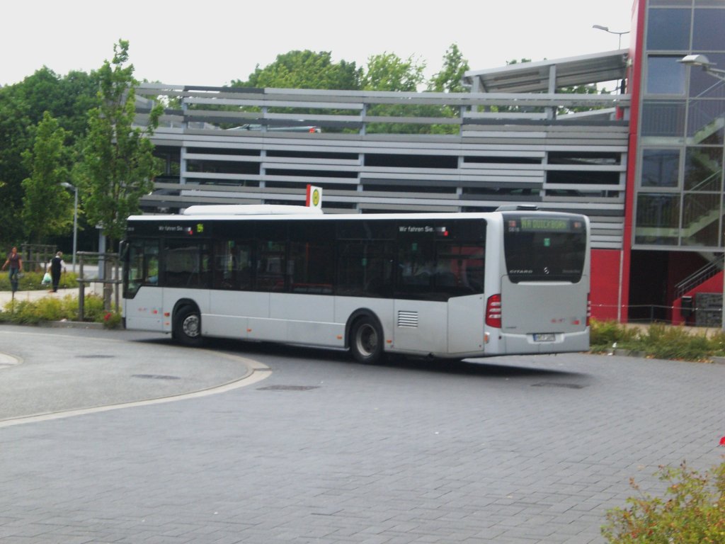 Mercedes-Benz O 530 II (Citaro Facelift) auf der Linie 194 nach U-Bahnhof Norderstedt Mitte am Bahnhof Quickborn.