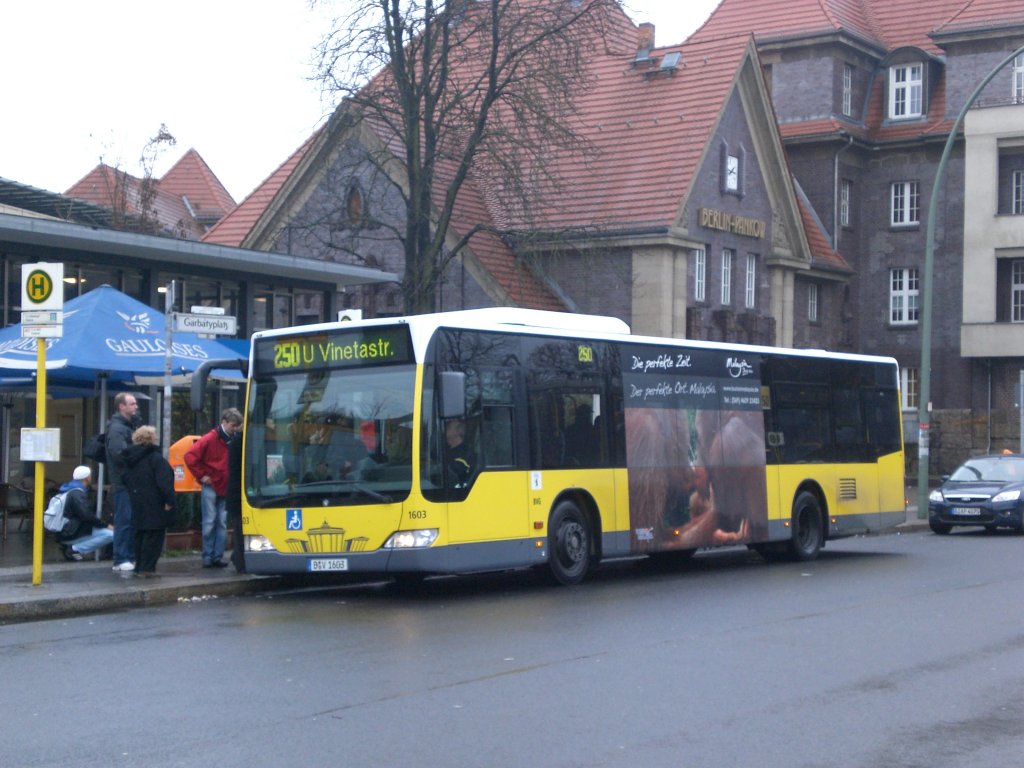 Mercedes-Benz O 530 II (Citaro Facelift) auf der Linie 250 nach U-Bahnhof Vinetastrae am S+U Bahnhof Pankow.