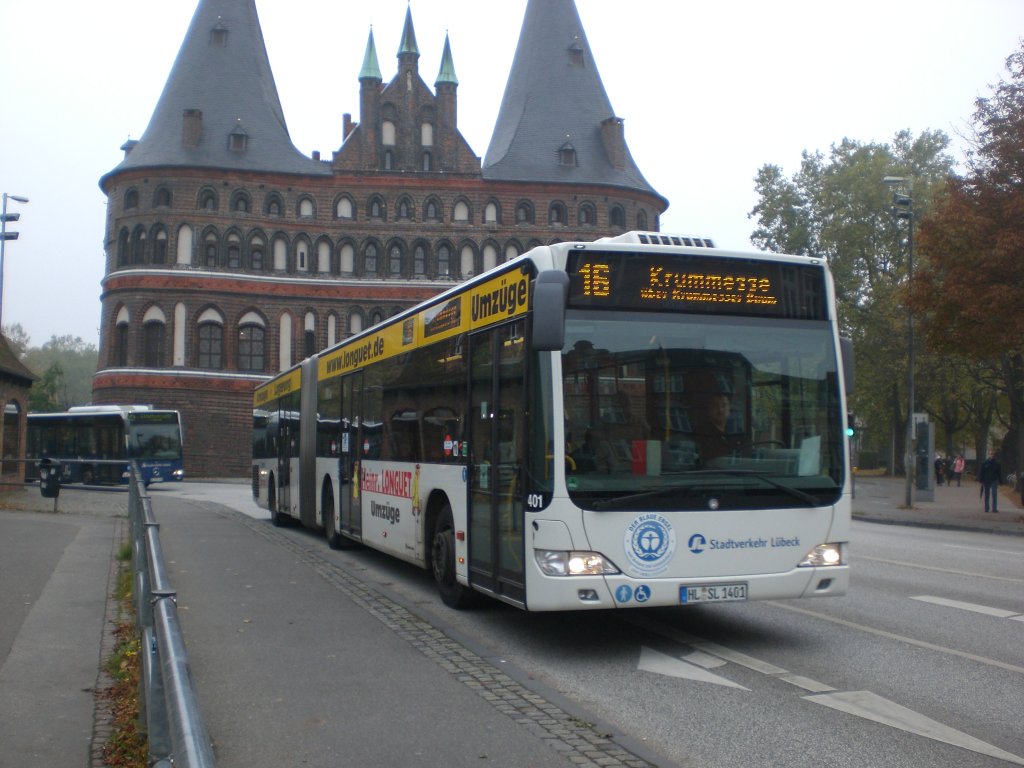 Mercedes-Benz O 530 II (Citaro Facelift) auf der Linie 16 nach Krummegge an der Haltestelle Holstentorplatz.