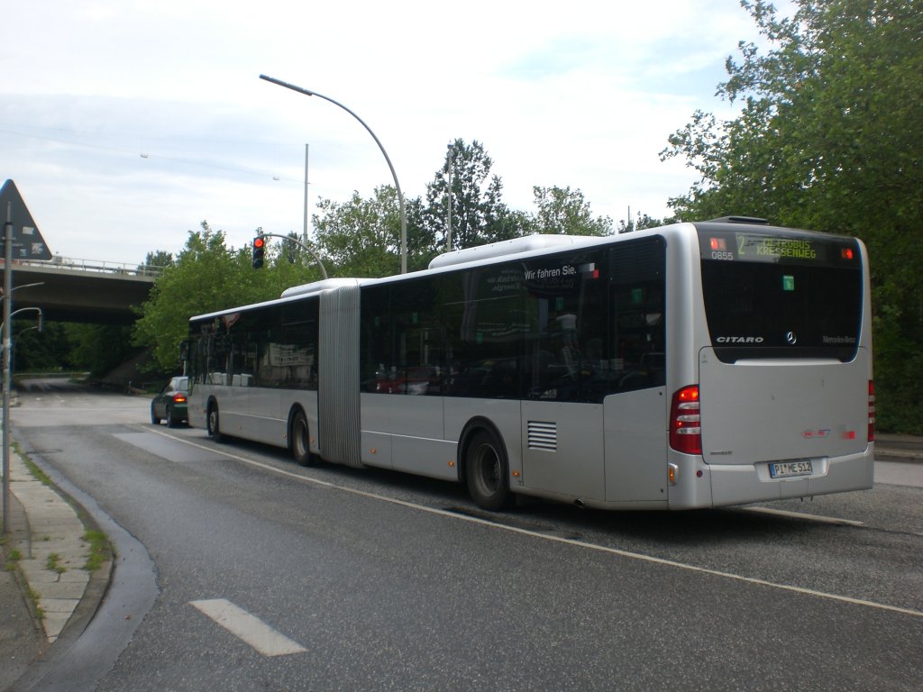 Mercedes-Benz O 530 II (Citaro Facelift) auf der Linie 22 nach Kressenweg am S-Bahnhof Stellingen.