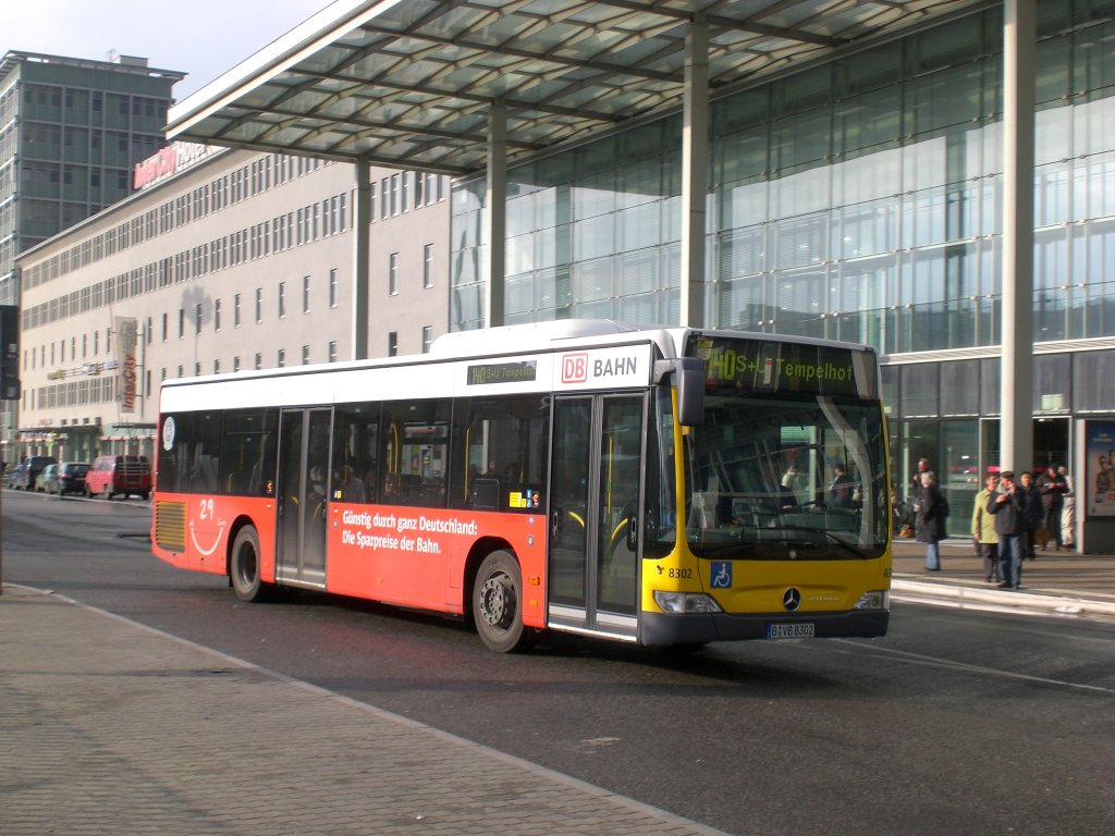 Mercedes-Benz O 530 II (Citaro Facelift) auf der Linie 140 nach S+U Bahnhof Tempelhof am Ostbahnhof.