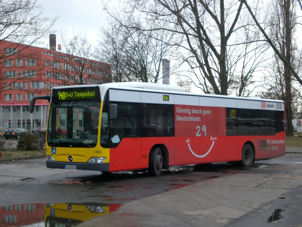 Mercedes-Benz O 530 II (Citaro Facelift) auf der Linie 140 nach S+U Bahnhof Tempelhof am Ostbahnhof.