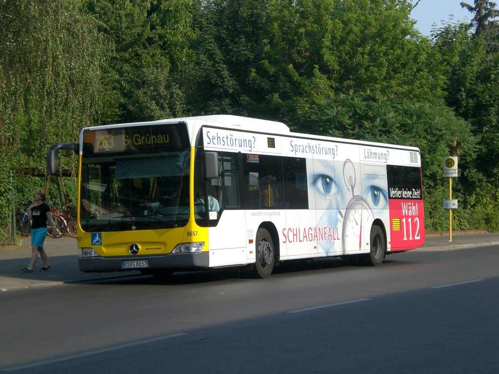 Mercedes-Benz O 530 II (Citaro Facelift) auf der Linie 263 am S-Bahnhof Grnau.