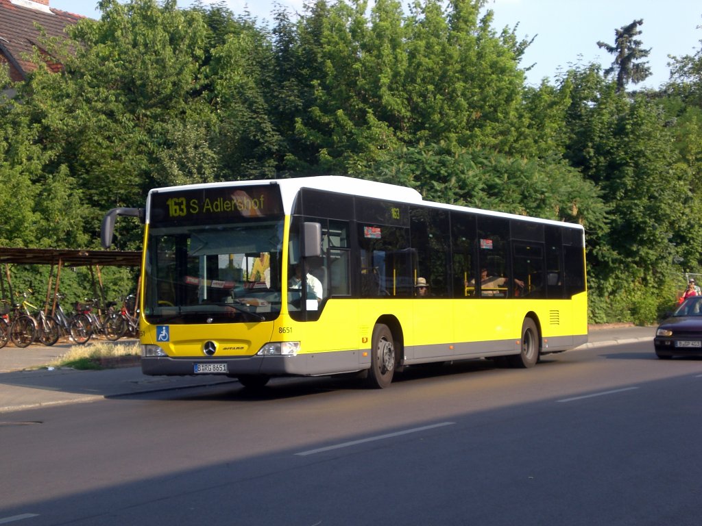 Mercedes-Benz O 530 II (Citaro Facelift) auf der Linie 163 nach S-Bahnhof Adlershof am S-Bahnhof Grnau.