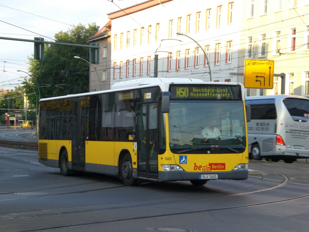 Mercedes-Benz O 530 II (Citaro Facelift) auf der Linie N50 nach Buchholz-West Hugenottenplatz an der Haltestelle Weiensee Berliner Allee/Indira-Ghandi-Strae.