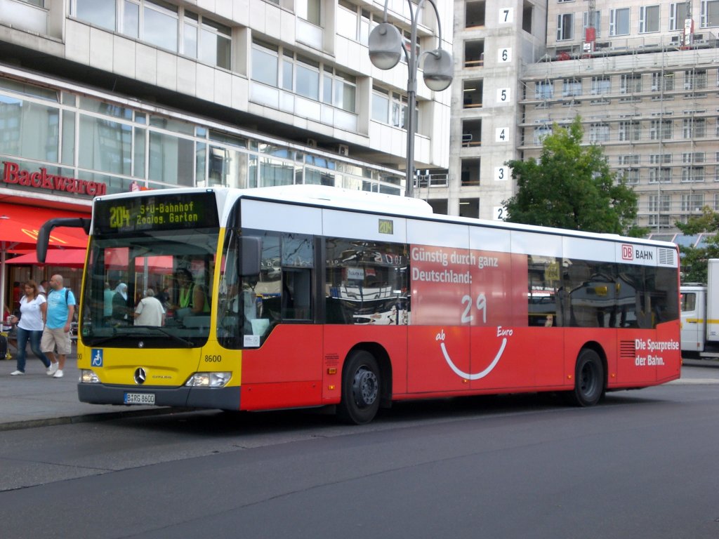 Mercedes-Benz O 530 II (Citaro Facelift) auf der Linie 204 am S+U Bahnhof Zoologischer Garten.
