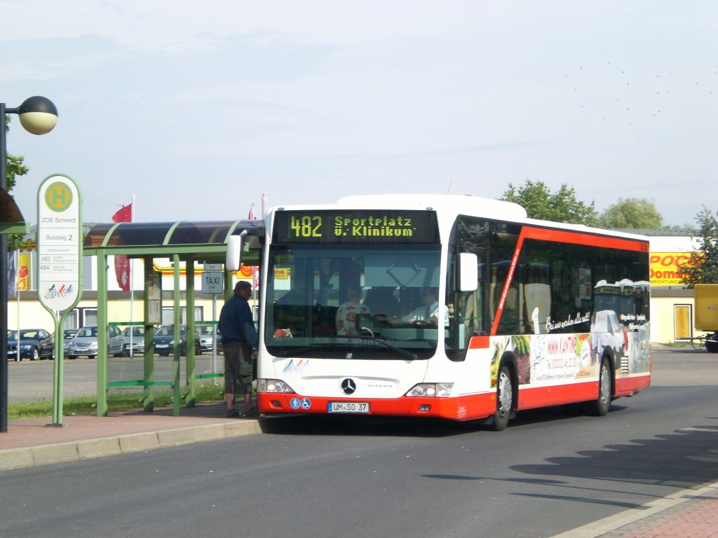 Mercedes-Benz O 530 II (Citaro Facelift) auf der Linie 482 nach Schwedt Sportplatz am ZOB Schwedt.(13.7.2011)