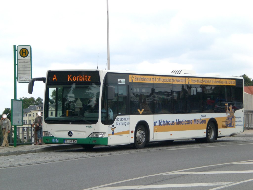 Mercedes-Benz O 530 II (Citaro Facelift) auf der Linie A nach Meien Korbitz an der Haltestelle Meien Altstadtbrcke.(25.7.2011)