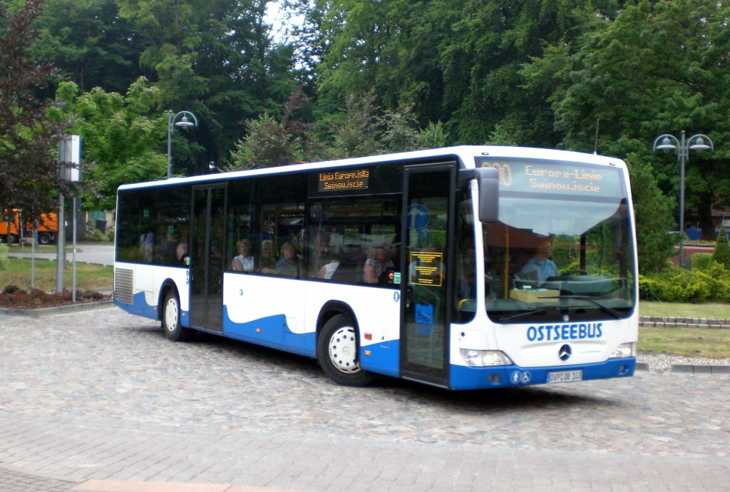 Mercedes-Benz O 530 II  (Citaro Facelift) auf der Linie 290 nach Świnoujście am Bahnhof Seebad Heringsdorf.
