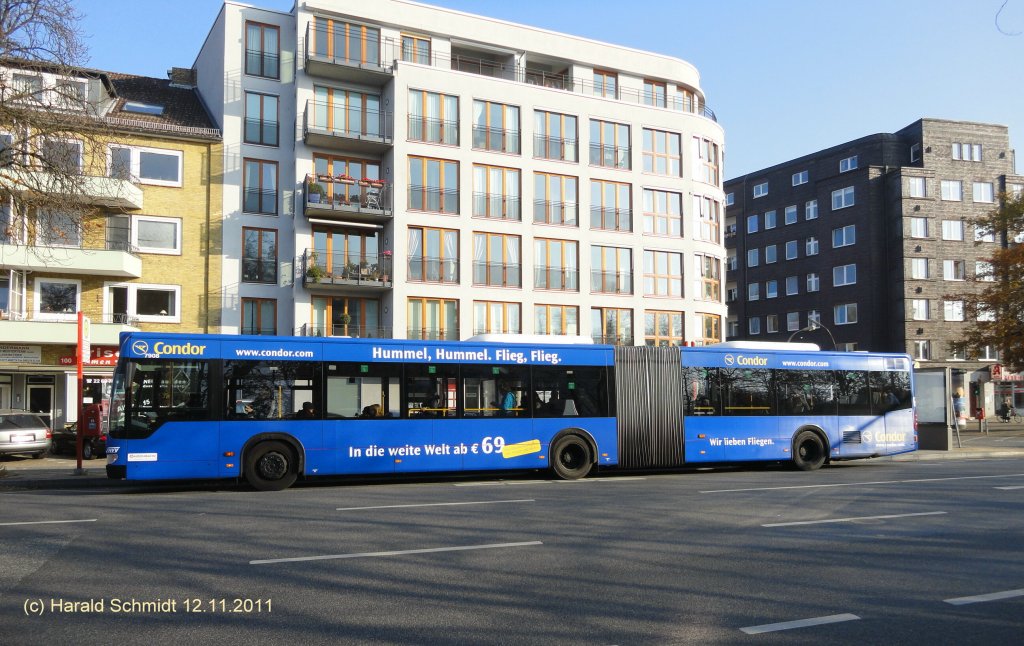 Mercedes-Benz O530 II (Citaro Facelift), HHA-Bus 7908 auf der Metro-Linie 6 am 12.11.2011 an der Station Mhlenkamp 