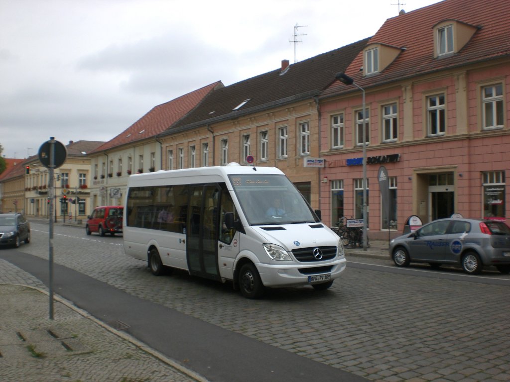 Mercedes-Benz Sprinter auf der Linie 756 nach Neuruppin Busbahnhof nahe vom Bahnhof Neuruppin Rheinsberger Tor.(15.7.2011)