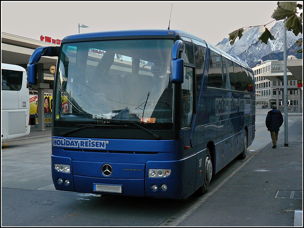 Mercedes Benz Turismo aufgenommen in Chur am 26.12.2009.
