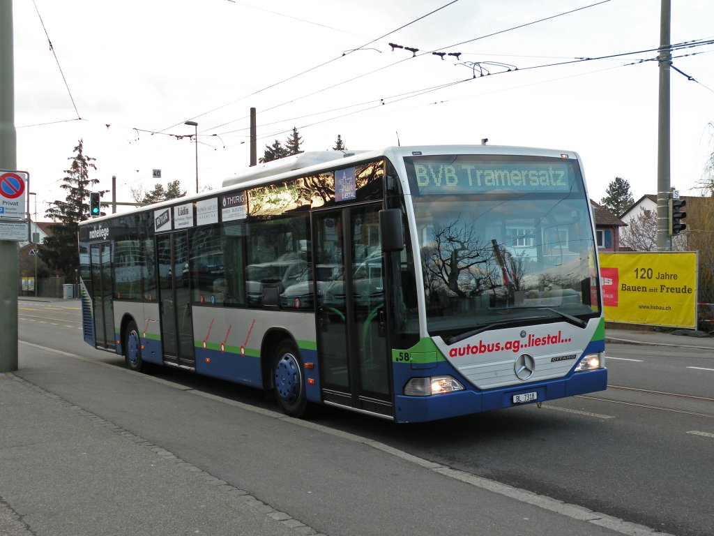 Mercedes Citaro der AAGL mit der Betriebsnummer 58 (ex Lugano) im Tramersatz (Birsfelder Fasnacht) in Bisrfelden unterwegs. Die Aufnahme stammt vom 16.02.2013