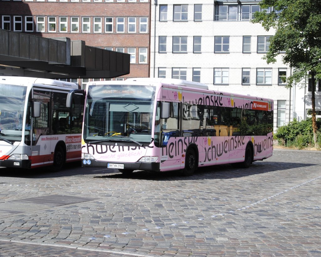 Mercedes Citaro, am 18.07.10 im HH Altona.