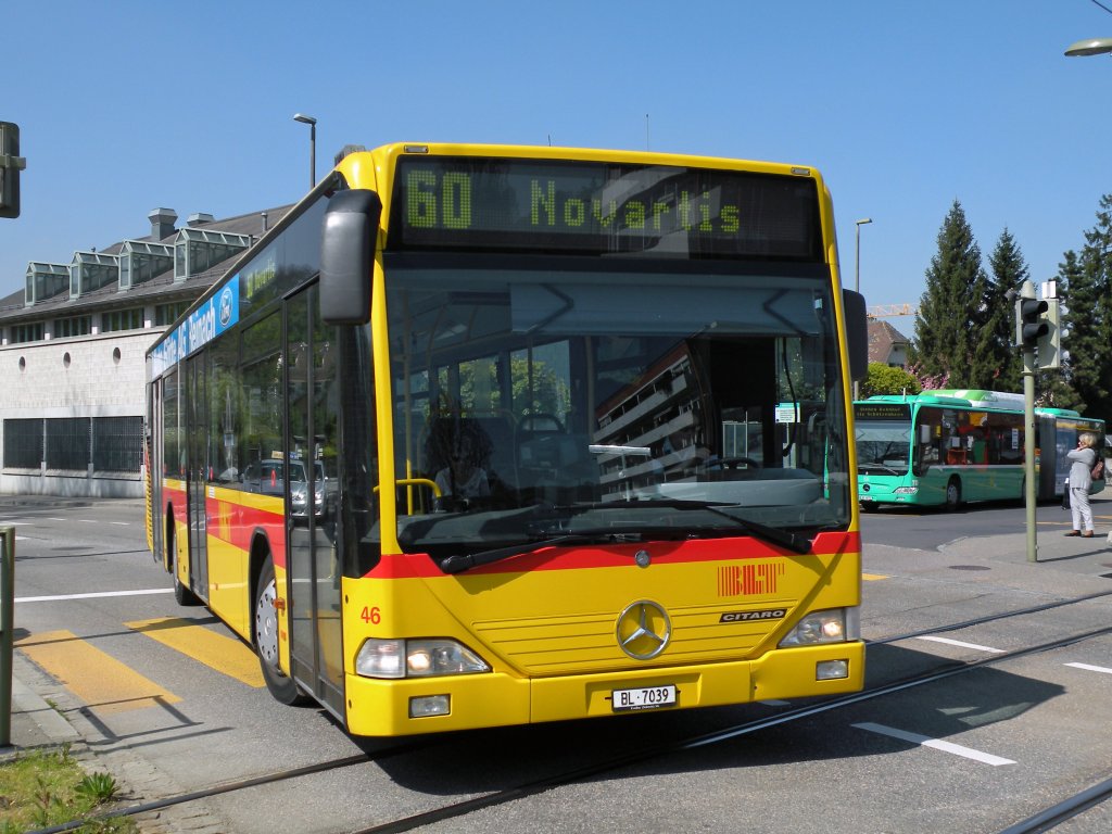 Mercedes Citaro der BLT mit der Betriebsnummer 46 auf der Linie 60 in Bottmingen. Die Aufnahme stammt vom 08.04.2011.