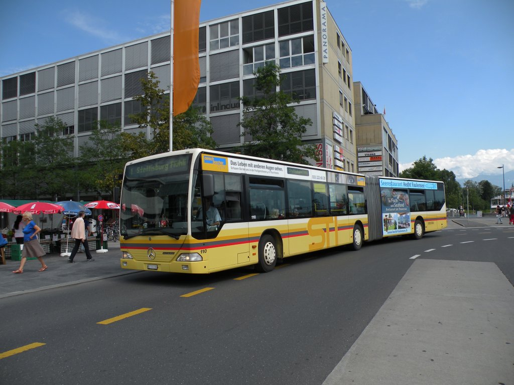 Mercedes Citaro mit der Betriebsnummer 110 auf der Linie 1 am Bahnhof Thun. Die Aufnahme stammt vom 04.08.2012.