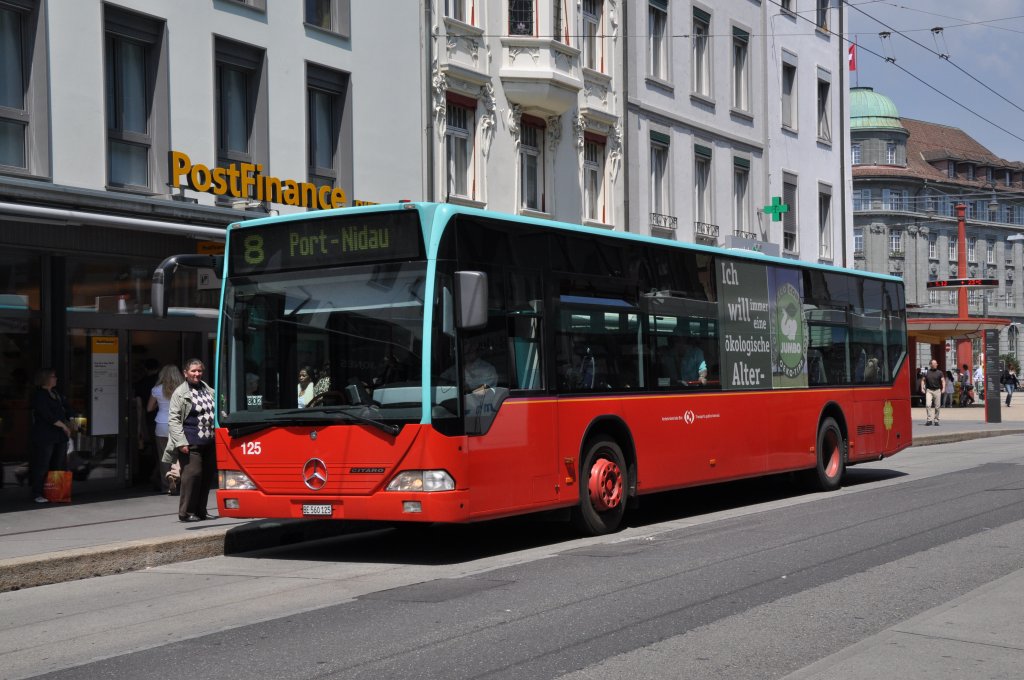 Mercedes Citaro mit der Betriebsnummer 125 auf der Linie 8 beim Guisanplatz. Die Aufnahme stammt vom 24.05.2012.
