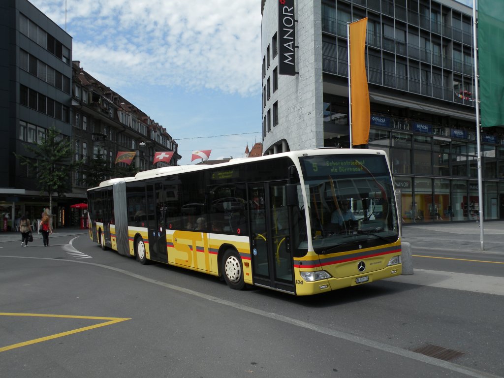 Mercedes Citaro mit der Betriebsnummer 134 auf der Linie 5 am Bahnhof Thun. Die Aufnahme stammt vom 04.08.2012.