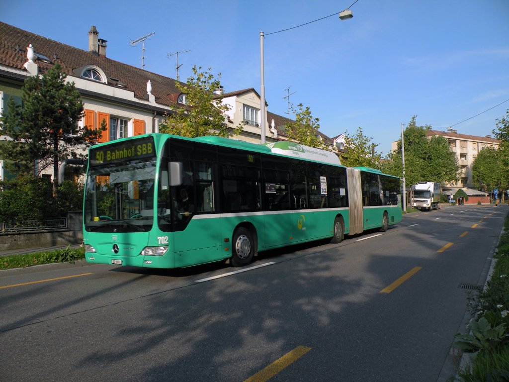 Mercedes Citaro mit der Betriebsnummer 702 auf der Linie 50 fhrt Richtung Kannenfeldplatz in Basel. Die Aufnahme stammt vom 22.09.2011.