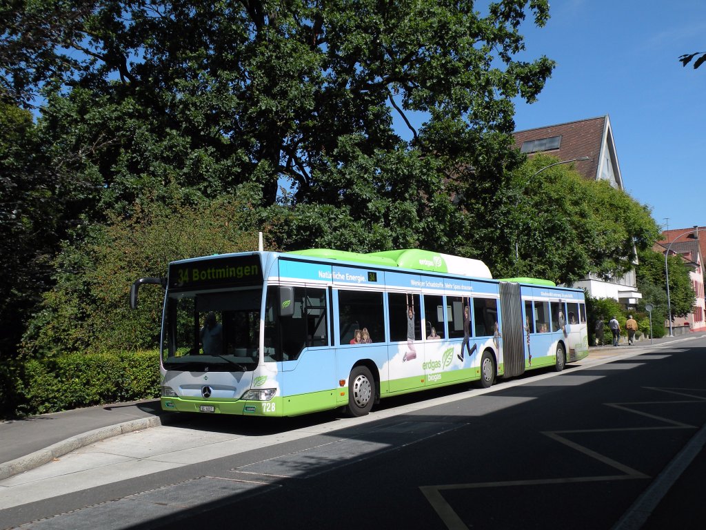 Mercedes Citaro mit der Betriebsnummer 728 auf der Linie 34 an der Haltestelle Riehen Bahnhof. Die Aufnahme stammt vom 09.07.2012.