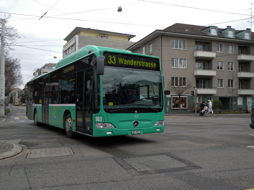 Mercedes Citaro mit der Betriebsnummer 803 fhrt auf die Haltestelle Schtzenhaus ein. Die Aufnahme stammt vom 02.03.2010.