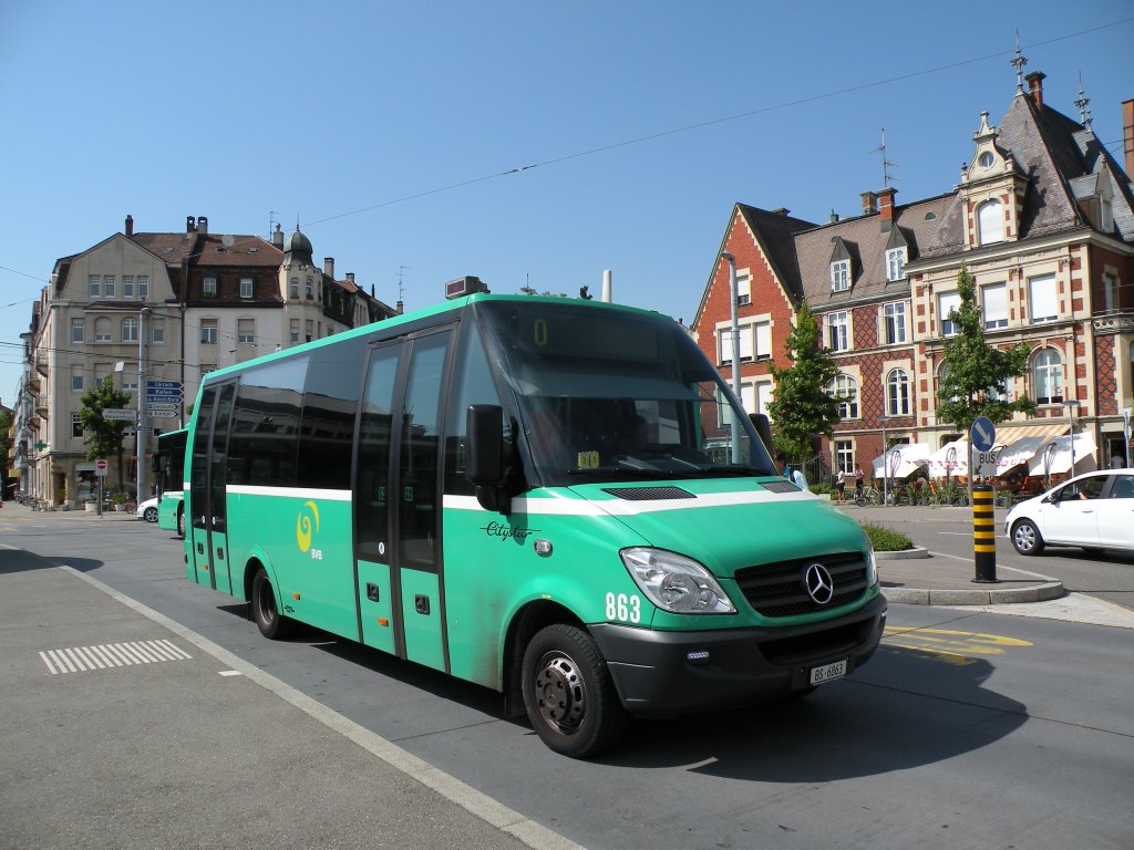 Mercedes Citystar mit der Betriebsnummer 863 auf einer Probefahrt am Wettsteinplatz. Die Aufnahme stammt vom 25.07.2012.
