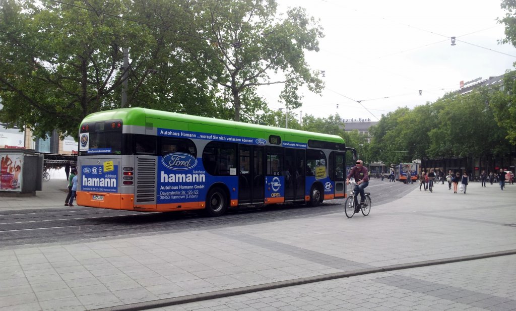 Mercedes O 530 Citaro Irvine am 18.09.2012 am Hauptbahnhof Hannover.